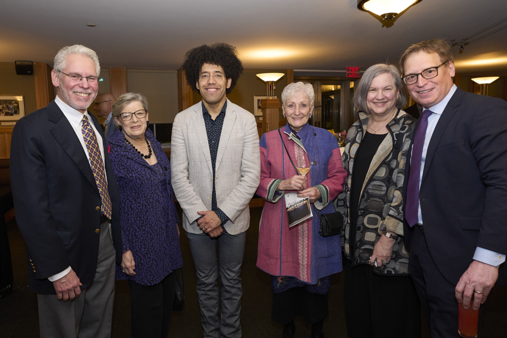 The Cleveland Orchestra
Rafael Payare, conductor
BERNSTEIN  Symphony No. 2